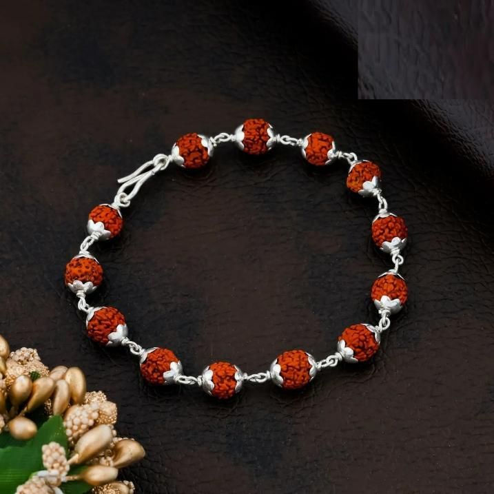 Elegant Silver-Plated Rudraksha Bracelet for Men & Women – Spiritual & Stylish Accessory