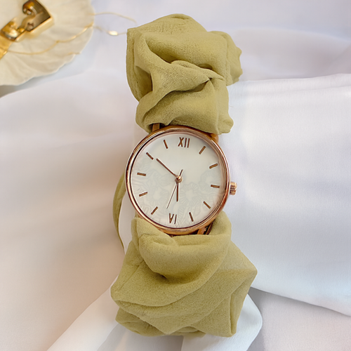 Square format watch image